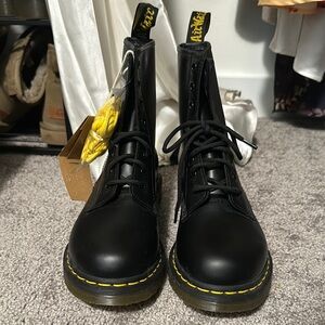Dr Martens 1460 boots